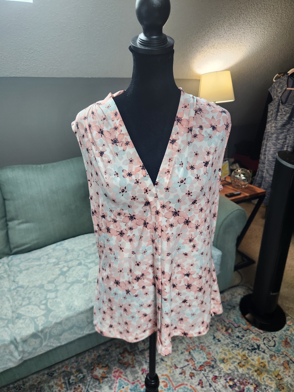 Calvin Klein Floral V-Neck Blouse Pink & White Medium Great Condition